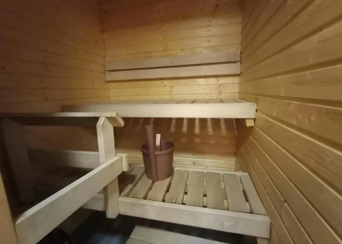 Spacious For 5 With Sauna Apartman